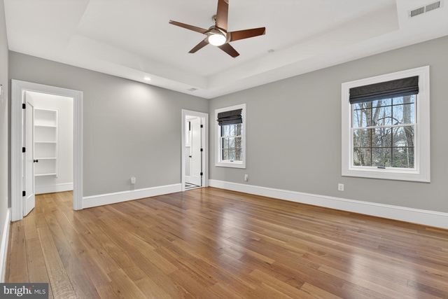 7002 RIVER OAKS DR, Mclean, VA 22101