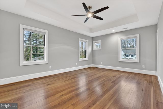 7002 RIVER OAKS DR, Mclean, VA 22101