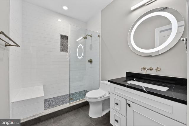 7002 RIVER OAKS DR, Mclean, VA 22101