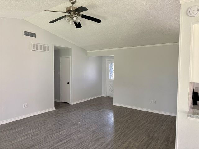 1213 Garden Terrace Drive, Irving, TX 75060