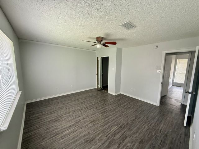 1213 Garden Terrace Drive, Irving, TX 75060