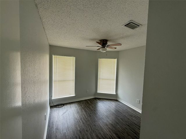 1213 Garden Terrace Drive, Irving, TX 75060