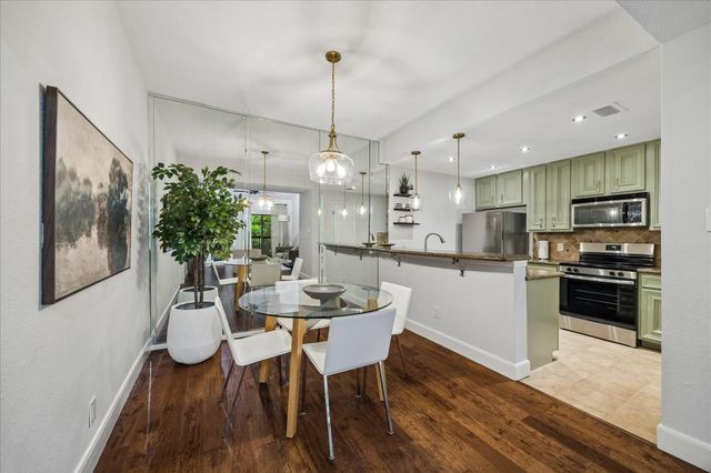 11711 Memorial Drive 272, Houston, TX 77024