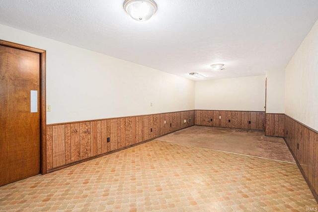 17633 Cobblestone Court, South Bend, IN 46635