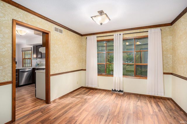 17633 Cobblestone Court, South Bend, IN 46635