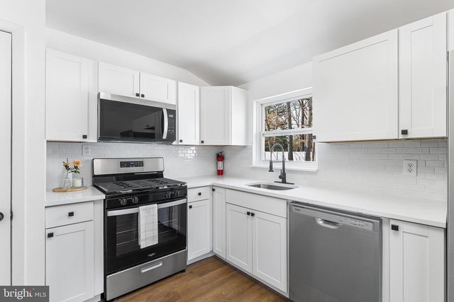 515 CAINS MILL RD, Williamstown, NJ 08094