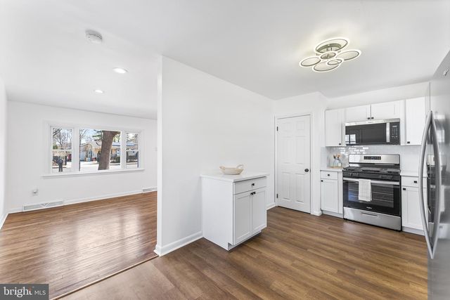 515 CAINS MILL RD, Williamstown, NJ 08094