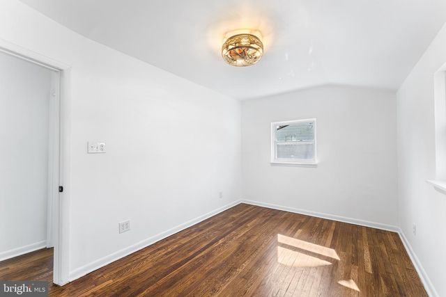 515 CAINS MILL RD, Williamstown, NJ 08094