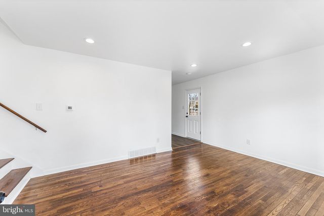 515 CAINS MILL RD, Williamstown, NJ 08094