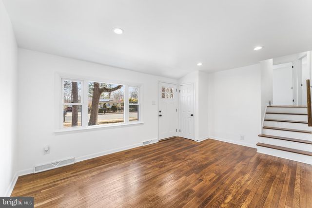 515 CAINS MILL RD, Williamstown, NJ 08094
