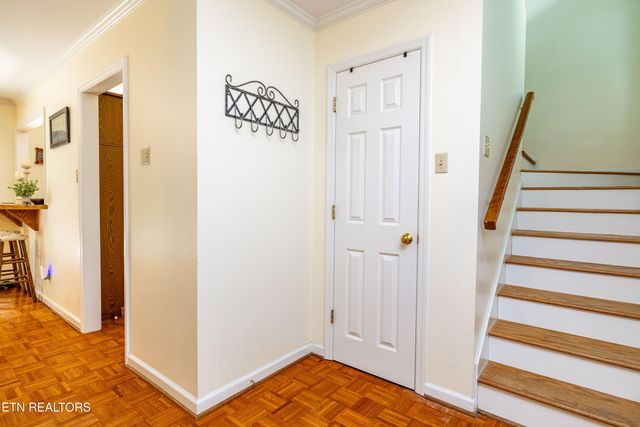 1425 Secretariat Blvd, Knoxville, TN 37931