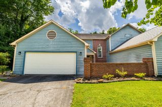 1425 Secretariat Blvd, Knoxville, TN 37931
