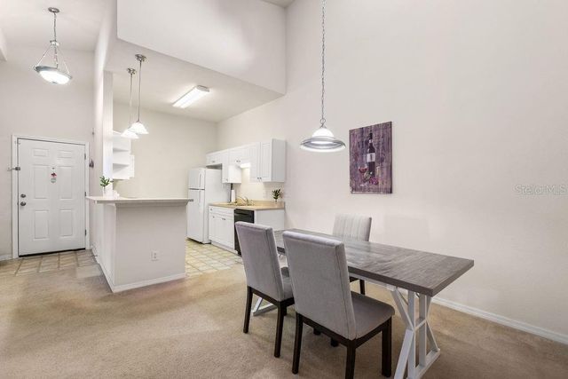 185 PEARL LAKE CAUSEWAY 214, Altamonte Springs, FL 32714