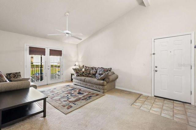 185 PEARL LAKE CAUSEWAY 214, Altamonte Springs, FL 32714