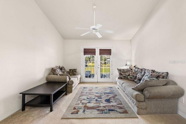 185 PEARL LAKE CAUSEWAY 214, Altamonte Springs, FL 32714