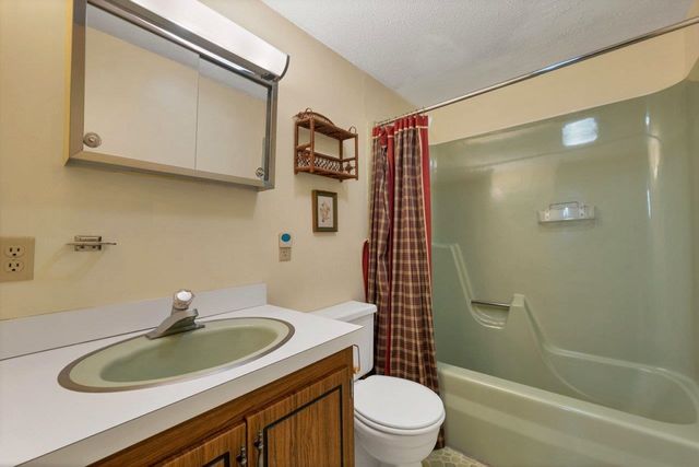 30 Chapman Circle, Campton, NH 03223