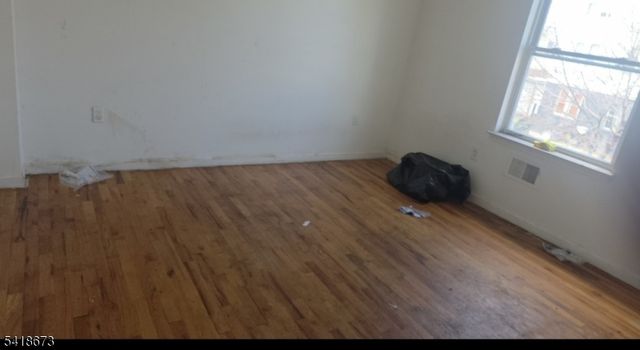 328 Hawthorne Ave, Newark City, NJ 07112