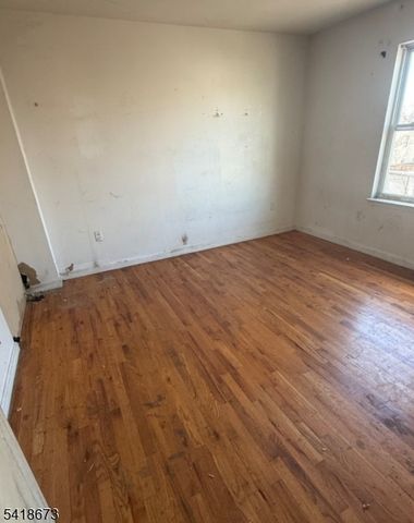 328 Hawthorne Ave, Newark City, NJ 07112