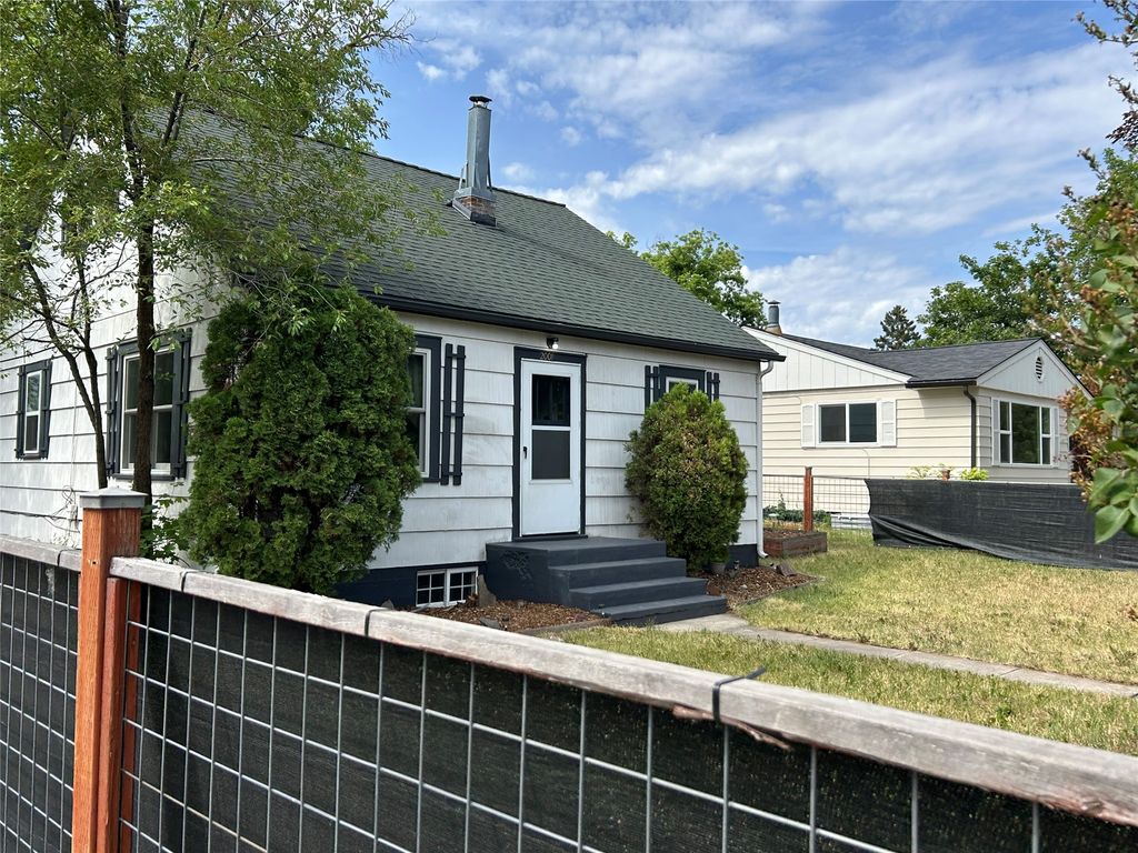 Image 6 of property listing at 2001 S 14th Street W, Missoula, MT 59801
