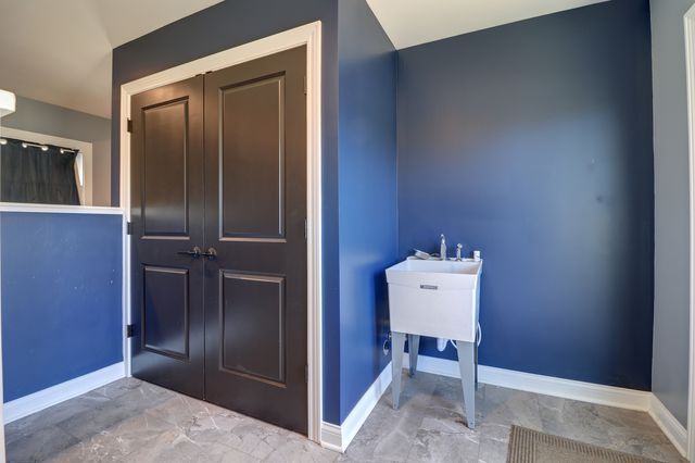 1501 1st Avenue, Sterling, IL 61081