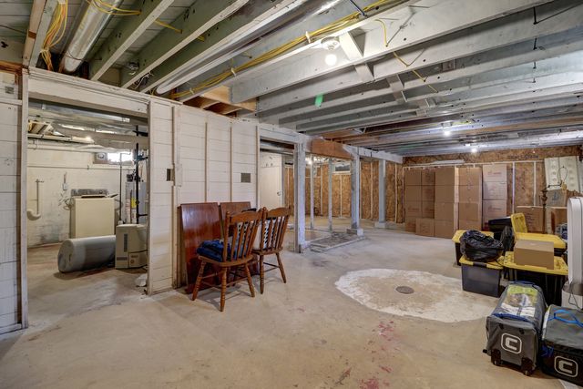 1501 1st Avenue, Sterling, IL 61081