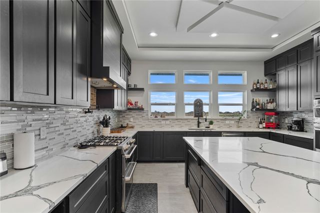 2426 Loxley Dr, Corpus Christi, TX 78415