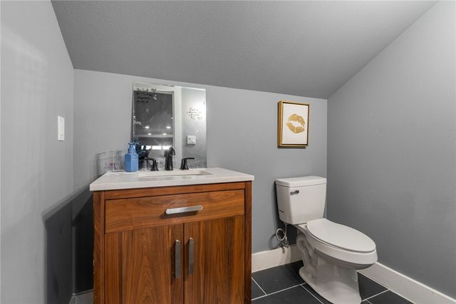 2426 Loxley Dr, Corpus Christi, TX 78415