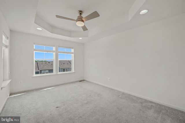 242 CHARTERHOUSE ST, Falling Waters, WV 25419
