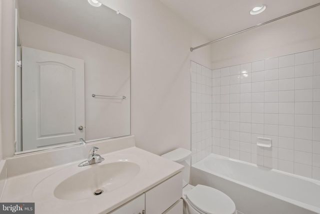 242 CHARTERHOUSE ST, Falling Waters, WV 25419