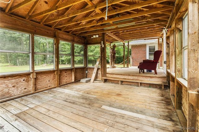 12418 Gravelbrook Rd, South Prince George, VA 23805