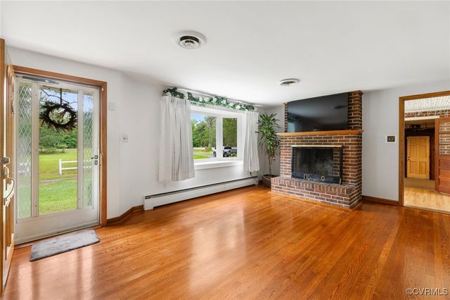 12418 Gravelbrook Rd, South Prince George, VA 23805