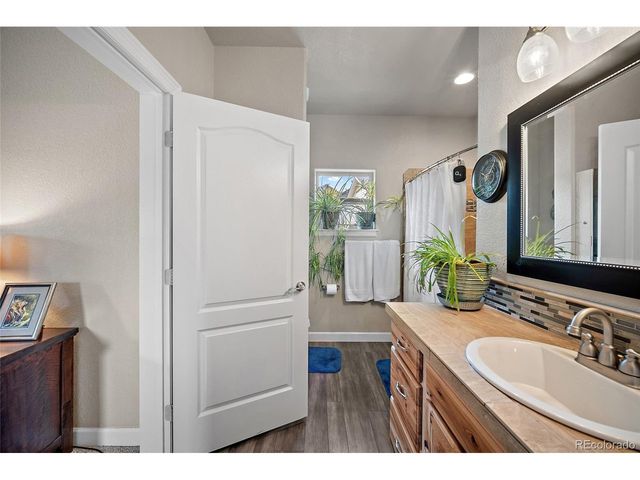 1101 Ptarmigan Dr, Woodland Park, CO 80863