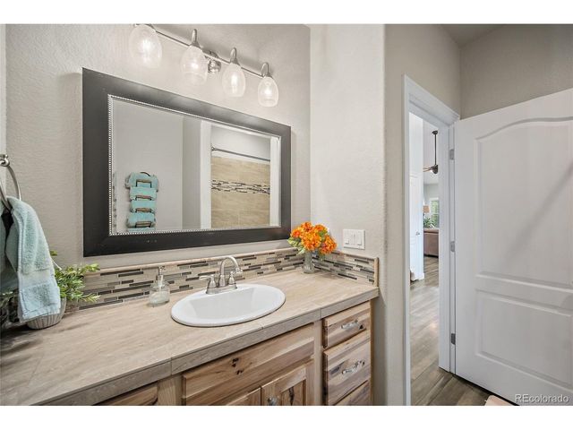 1101 Ptarmigan Dr, Woodland Park, CO 80863