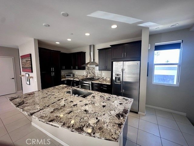 812 Brickyard, Costa Mesa, CA 92627