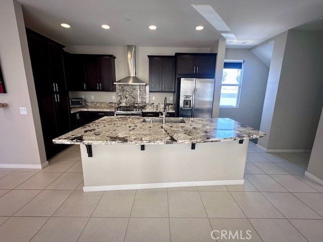 812 Brickyard, Costa Mesa, CA 92627