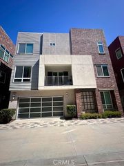 812 Brickyard, Costa Mesa, CA 92627