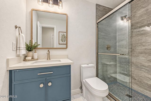 7525 E MORELAND Street, Scottsdale, AZ 85257