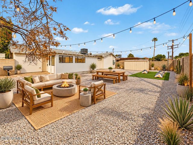 7525 E MORELAND Street, Scottsdale, AZ 85257