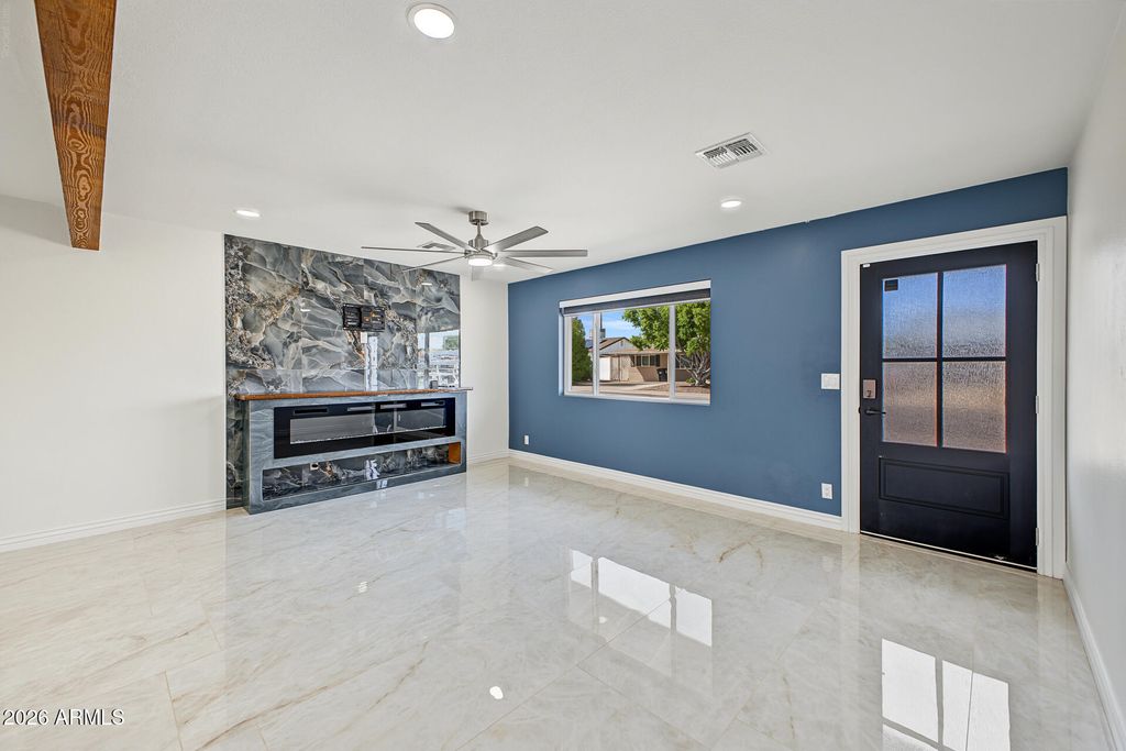 7525 E MORELAND Street, Scottsdale, AZ 85257 — photo 3