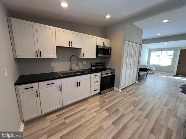 33 GEORGE MASON ROAD, Stafford, VA 22554