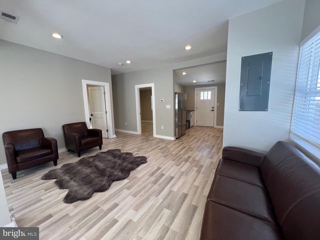 33 GEORGE MASON ROAD, Stafford, VA 22554