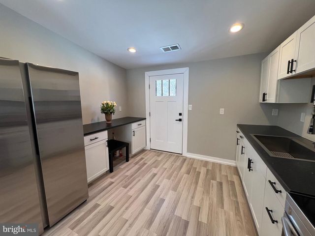 33 GEORGE MASON ROAD, Stafford, VA 22554