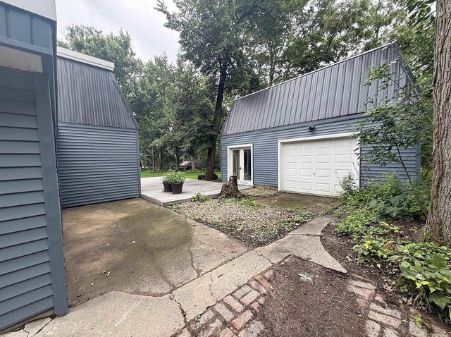 1710 Cherry Lane, Cedar Falls, IA 50613