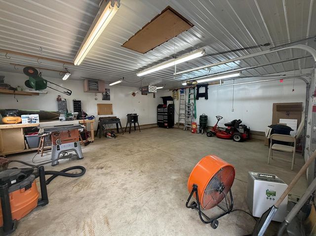 1710 Cherry Lane, Cedar Falls, IA 50613