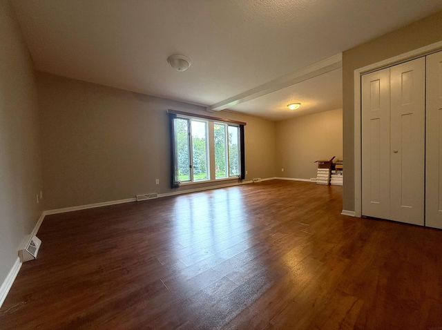 1710 Cherry Lane, Cedar Falls, IA 50613