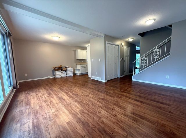 1710 Cherry Lane, Cedar Falls, IA 50613
