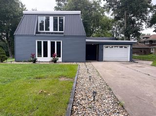 1710 Cherry Lane, Cedar Falls, IA 50613
