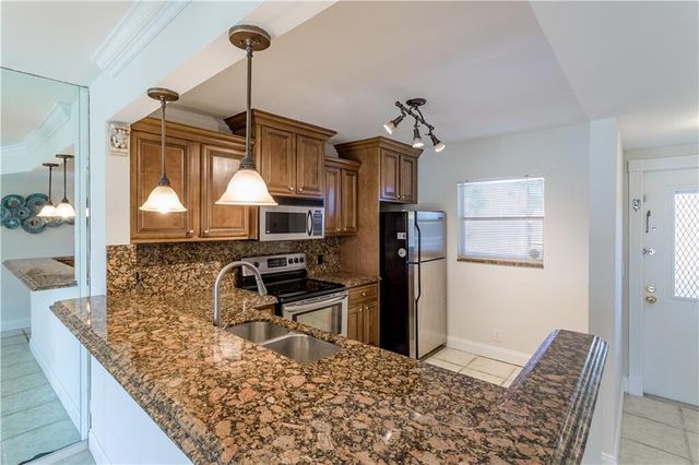 2800 Fiore Way 2060, Delray Beach, FL 33445