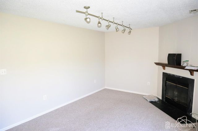 62 Colleen Court, South Brunswick, NJ 08824