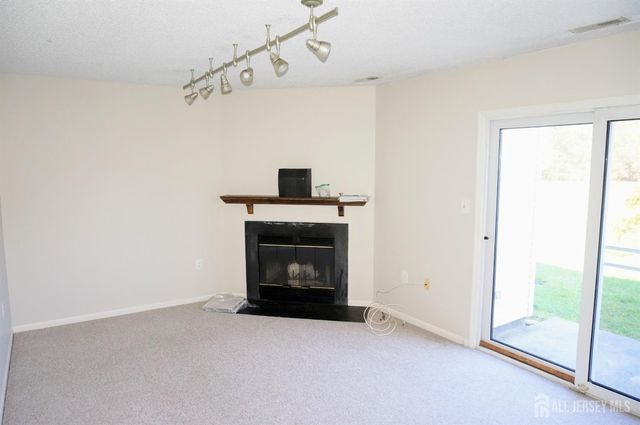 62 Colleen Court, South Brunswick, NJ 08824